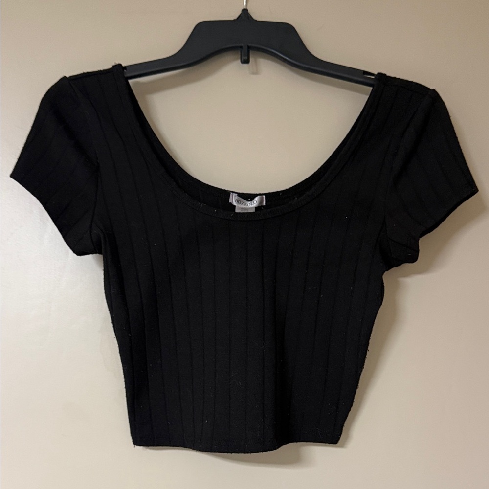 Bozzolo Classic Black Ribbed Crop Top